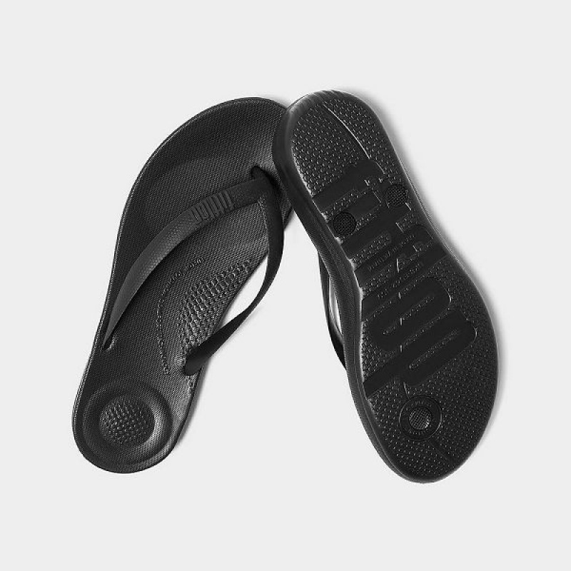 Black Men's FitFlop Iqushion Ergonomic Flip Flops | 681JOXGZC