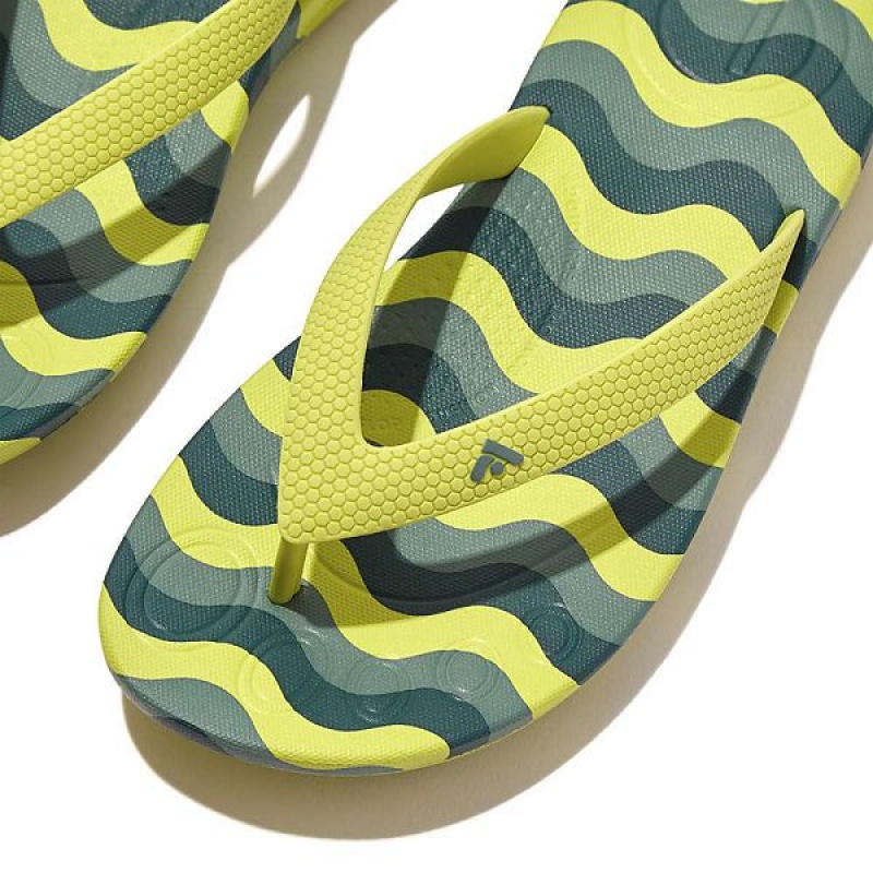 Light Green Kids' FitFlop Iqushion Junior Wave Print Ergonomic Flip Flops | 587QFIOZS