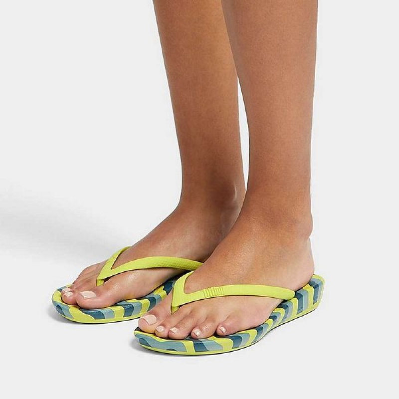 Light Green Women's FitFlop Iqushion Wave Print Ergonomic Flip Flops | 768DMLZTJ